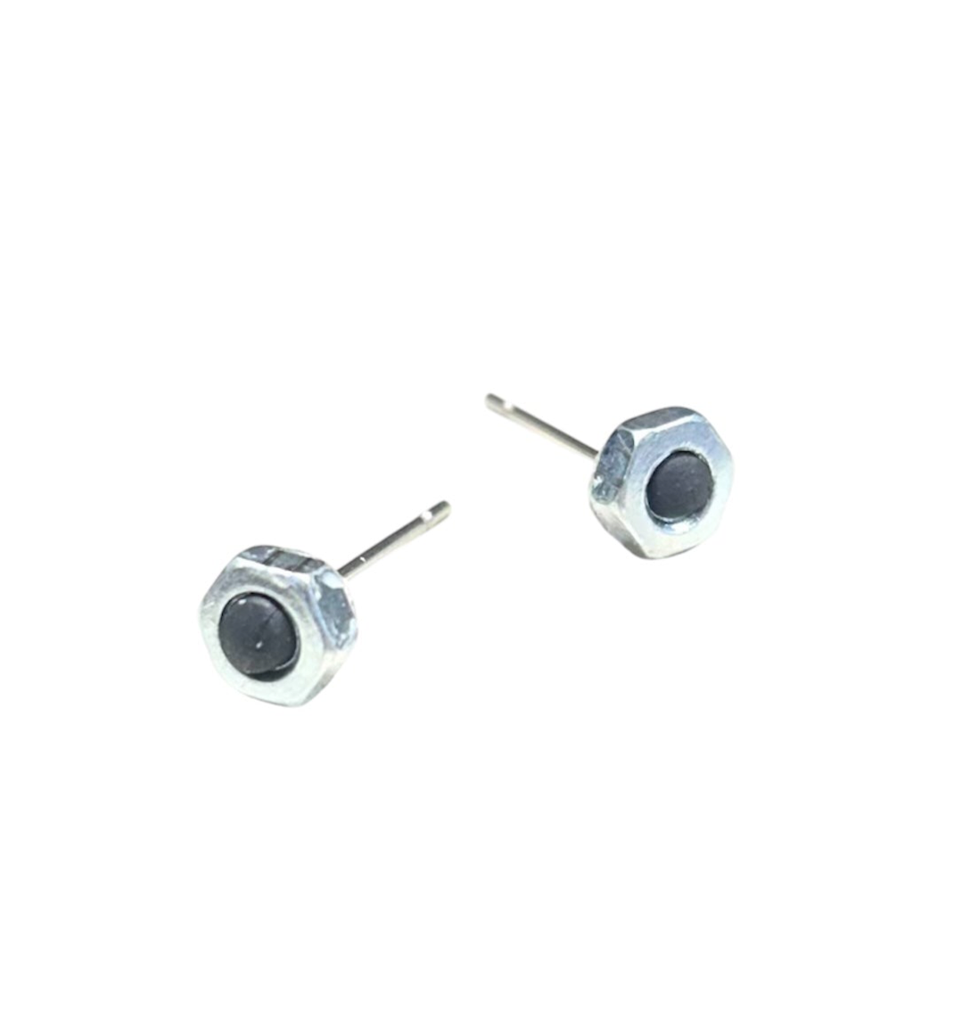 Metal nut earring studs
