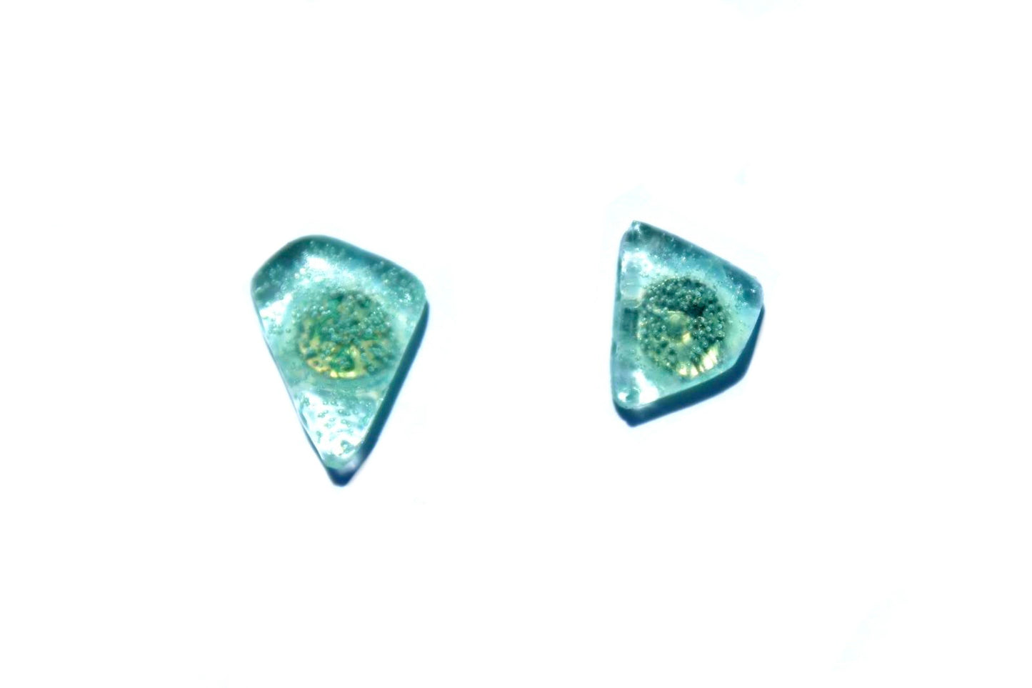 CD Seaglass Small Shard studs