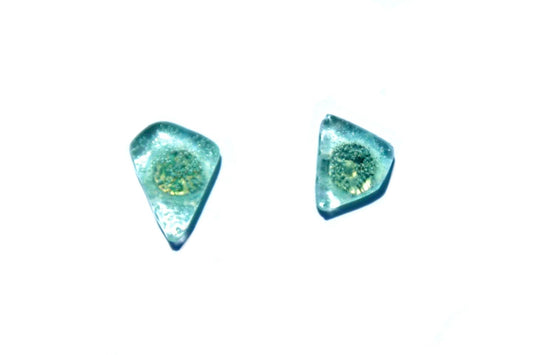 CD Seaglass Small Shard studs