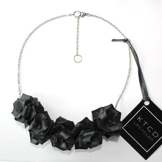 Five Rose Rubber Collar